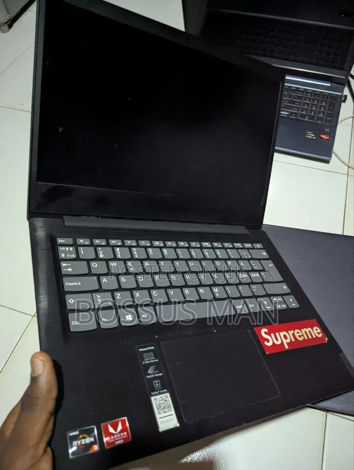 Laptop Lenovo 4GB AMD Ryzen 3 SSD 128GB