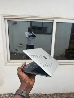 Laptop Apple MacBook Pro 2019 16GB Intel Core i7 SSD 512GB