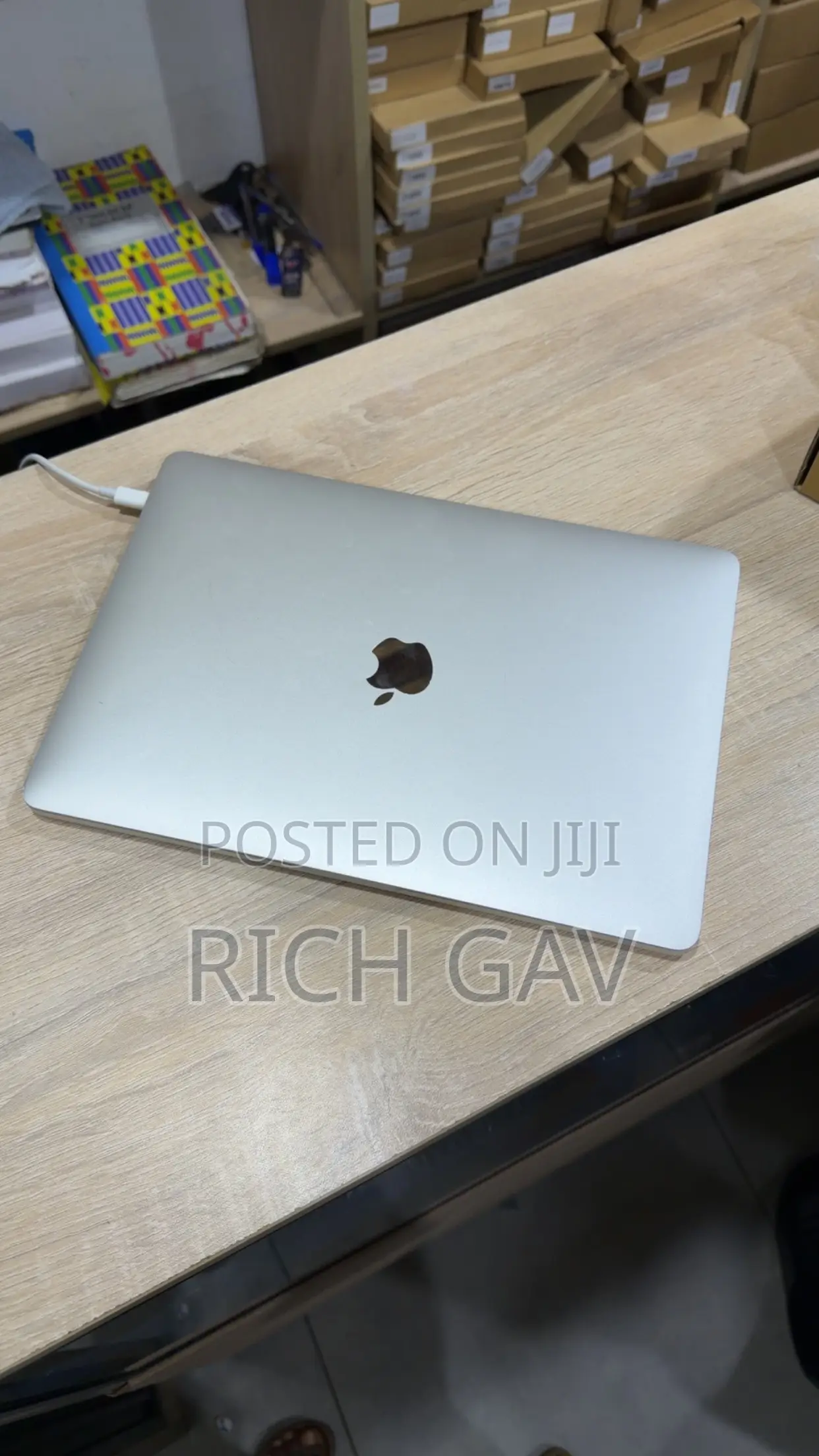 Laptop Apple MacBook Pro 2019 16GB Intel Core i7 SSD 512GB