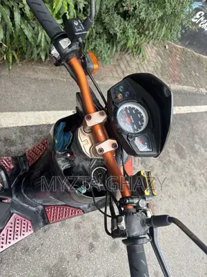 Yamaha 2015 Orange