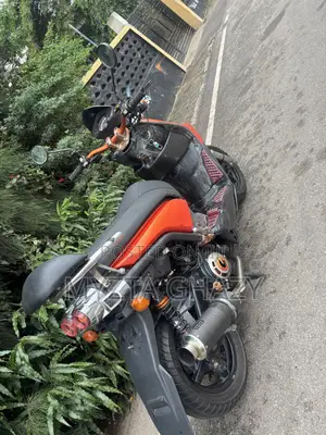 Yamaha 2015 Orange