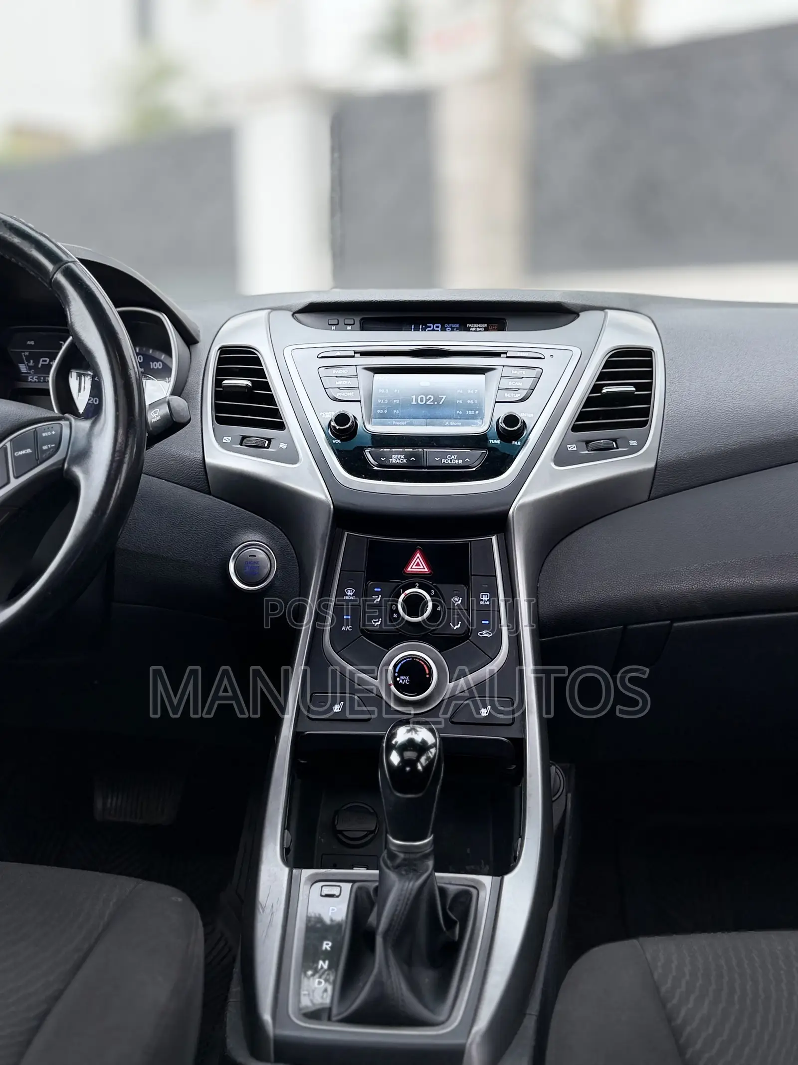 Hyundai Elantra SE Sedan FWD (1.8L 4cyl 6A) 2016 Red