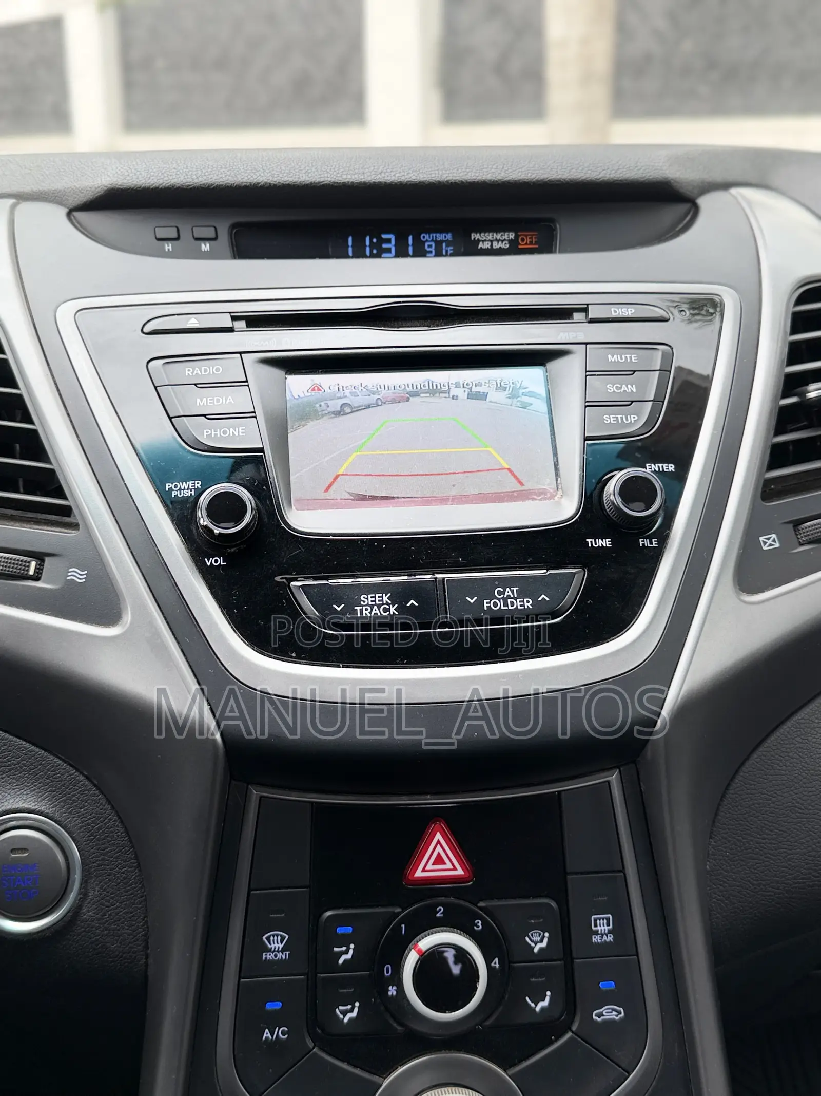 Hyundai Elantra SE Sedan FWD (1.8L 4cyl 6A) 2016 Red
