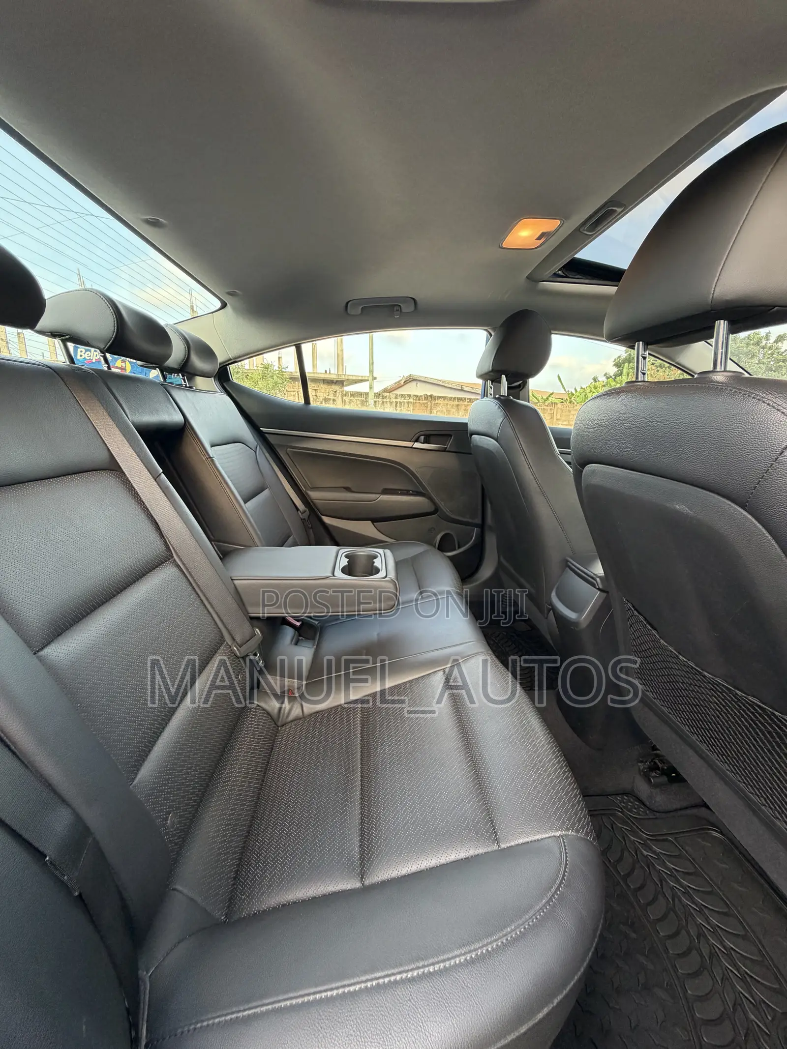 Hyundai Elantra Limited Sedan FWD (2.0L 4cyl 6A) 2017 Blue