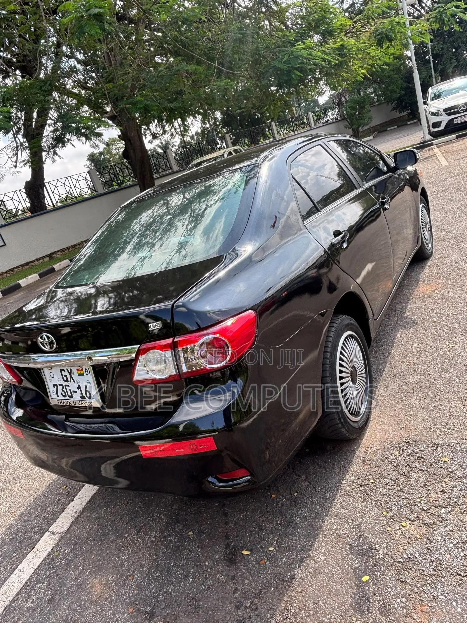 Toyota Corolla LE 4dr Sedan (1.8L 4cyl 4A) 2013 Black