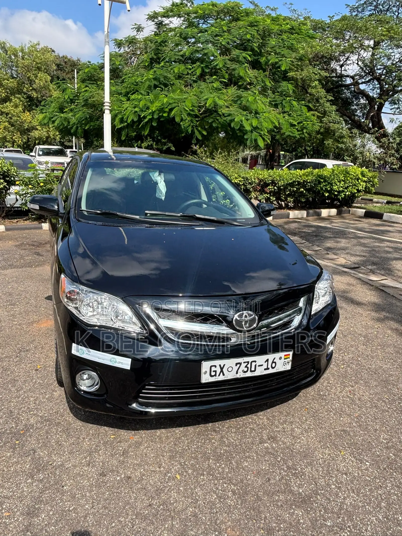 Toyota Corolla LE 4dr Sedan (1.8L 4cyl 4A) 2013 Black