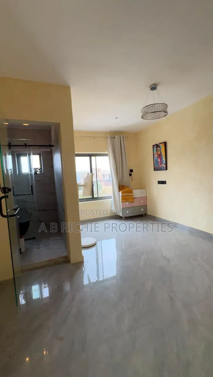 3bdrm House in Ab Richie Properties, Tseaddo for sale