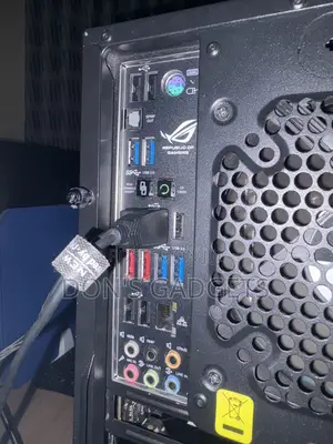 Desktop Computer Asus 16GB HDD+SSD 500GB