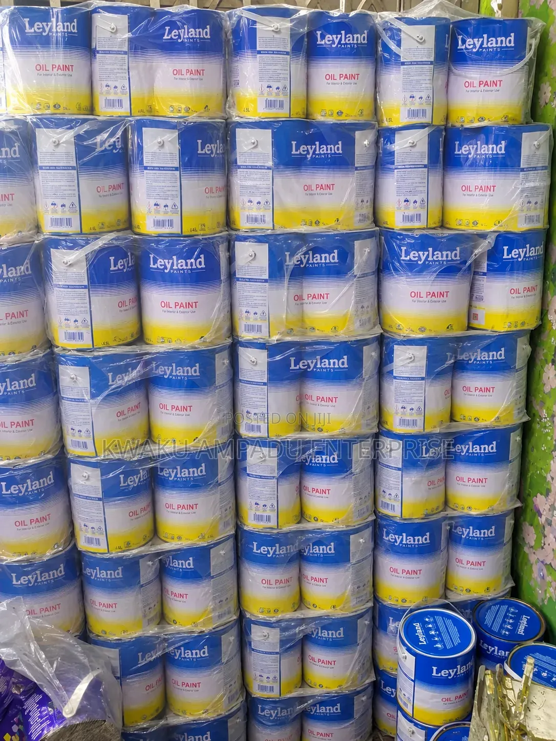Leyland Oil Paint - 4.5 Litres