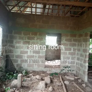 3bdrm House in Pkayi No 2., Atwima Kwanwoma for Sale