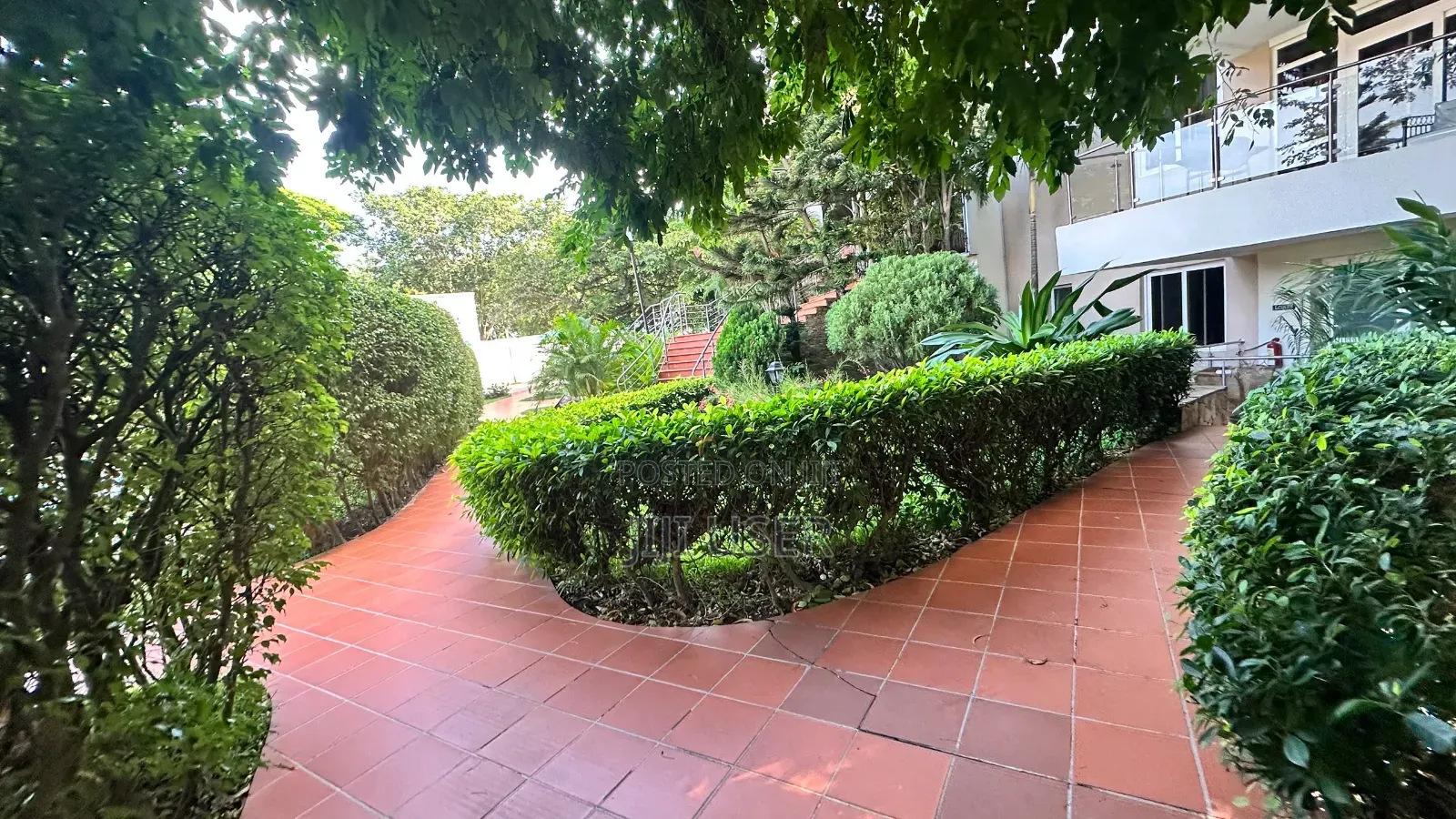 Furnished 4bdrm House in Cantonments Area for rent