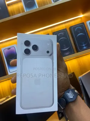 New Apple iPhone 17 Pro Max 256 GB Silver