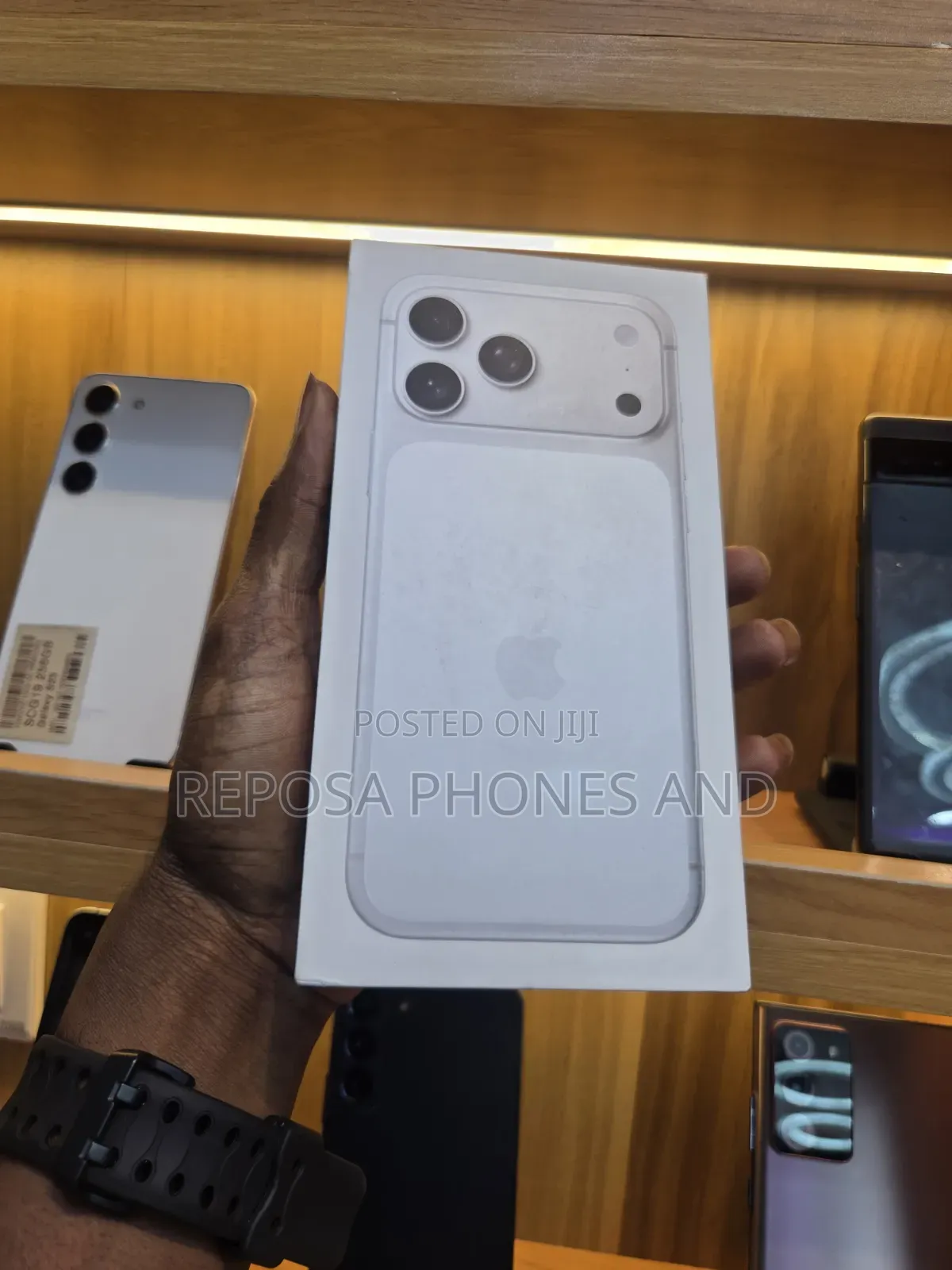 New Apple iPhone 17 Pro Max 256 GB Silver