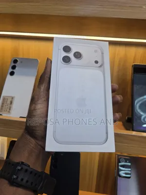 New Apple iPhone 17 Pro Max 256 GB Silver