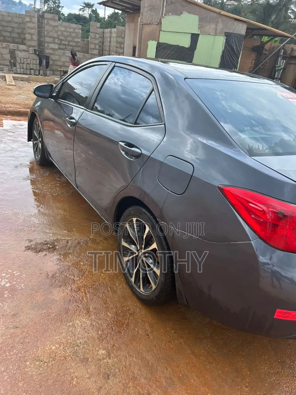 Toyota Corolla SE (1.8L 4cyl 2A) 2018 Gray