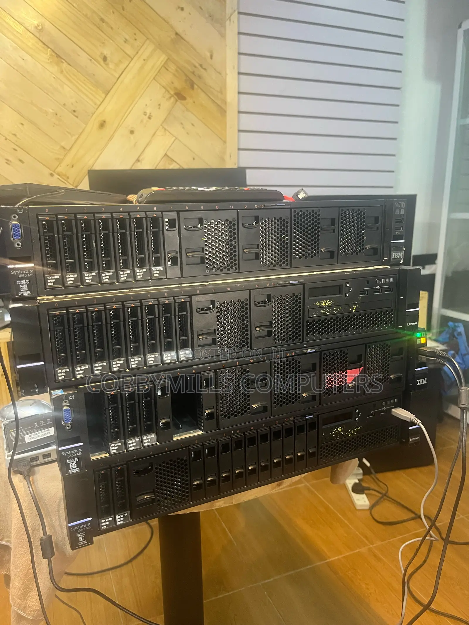Server Lenovo 64GB Intel Xeon HDD 2T