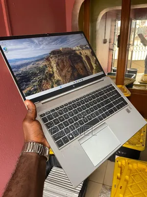 Laptop HP EliteBook 830 G7 8GB Intel Core i5 SSD 256GB