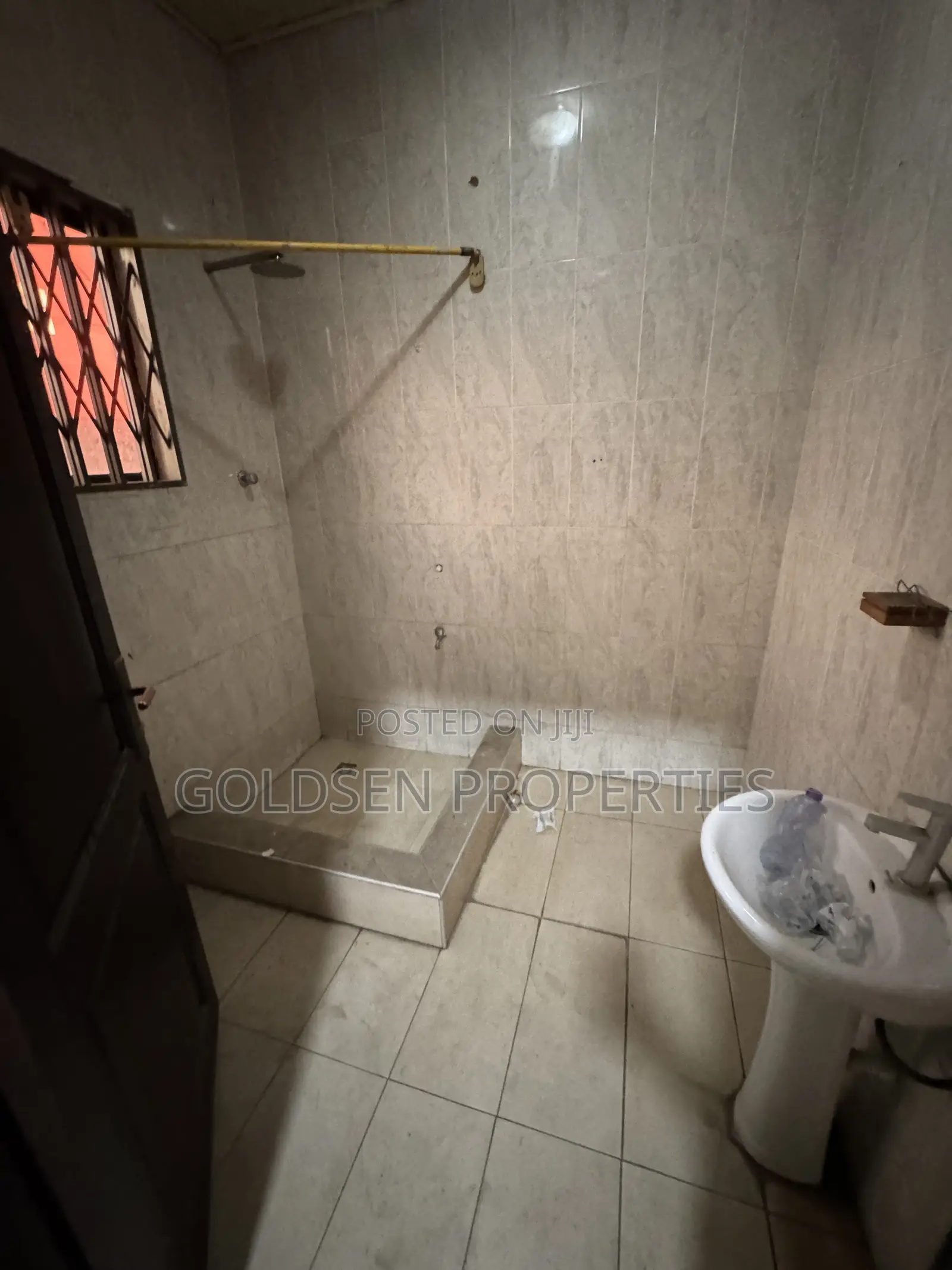 7bdrm House in Neoplan for rent