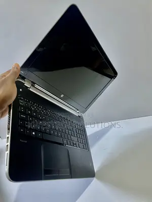 Laptop HP Pavilion 15 8GB AMD A10 HDD 750GB