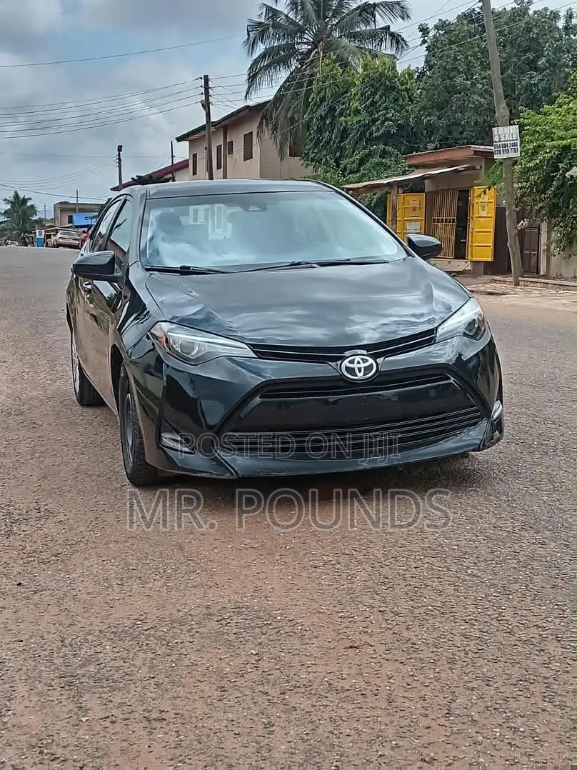 Toyota Corolla 2017 Black