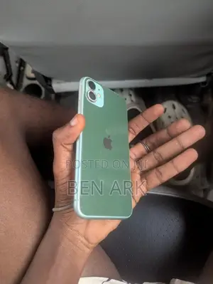 Apple iPhone 11 64 GB Green