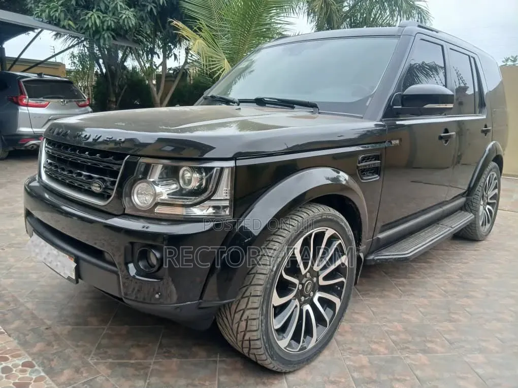 Land Rover Discovery 2016 Black