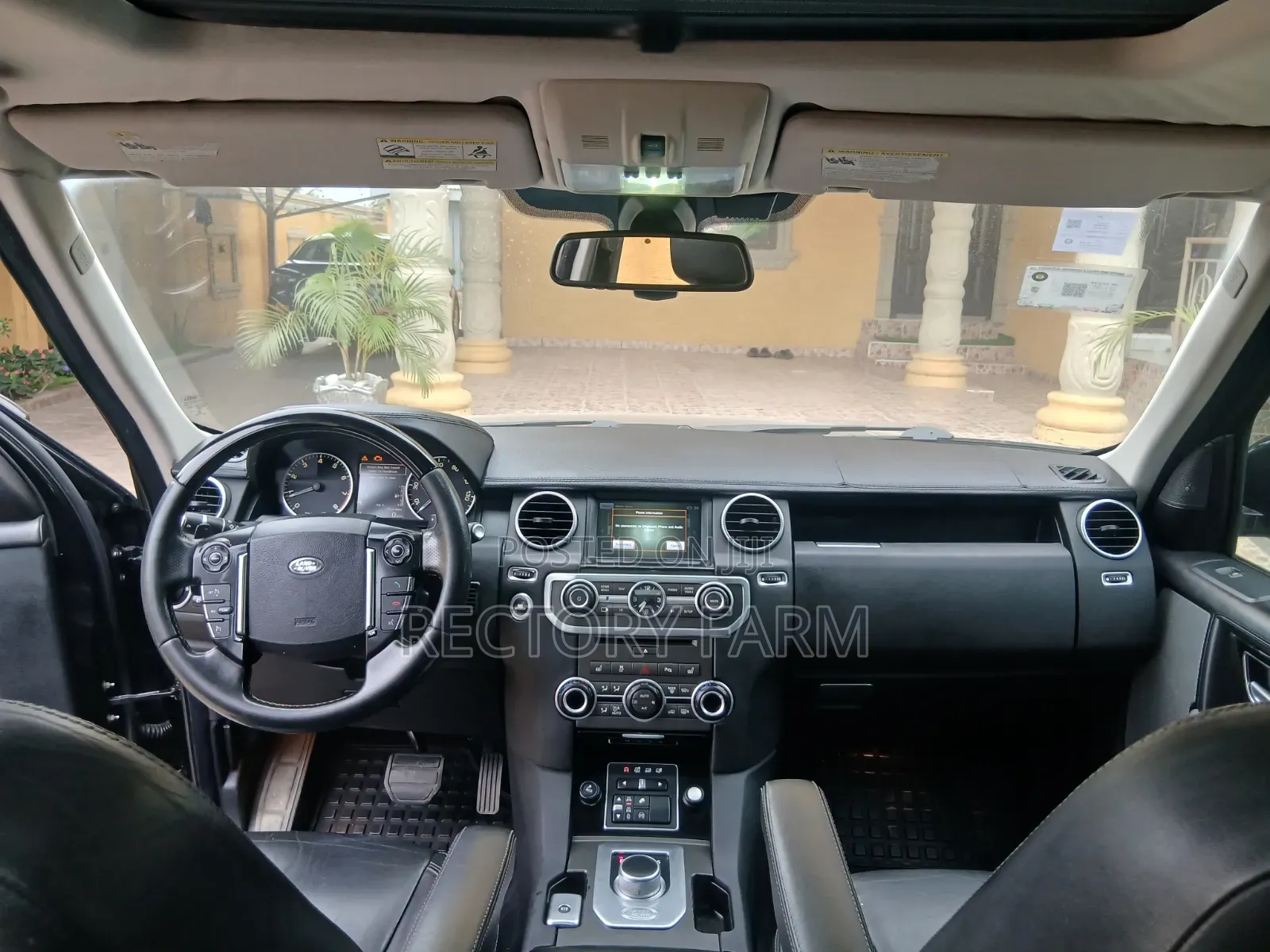 Land Rover Discovery 2016 Black