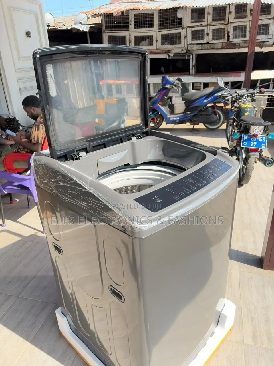 TCL 18kg Full Automatic Top Load Clothes Washer