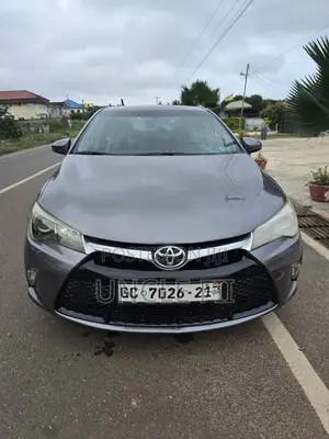 Toyota Camry LE 4dr Sedan (2.5L 4cyl 6A) 2016 Gray
