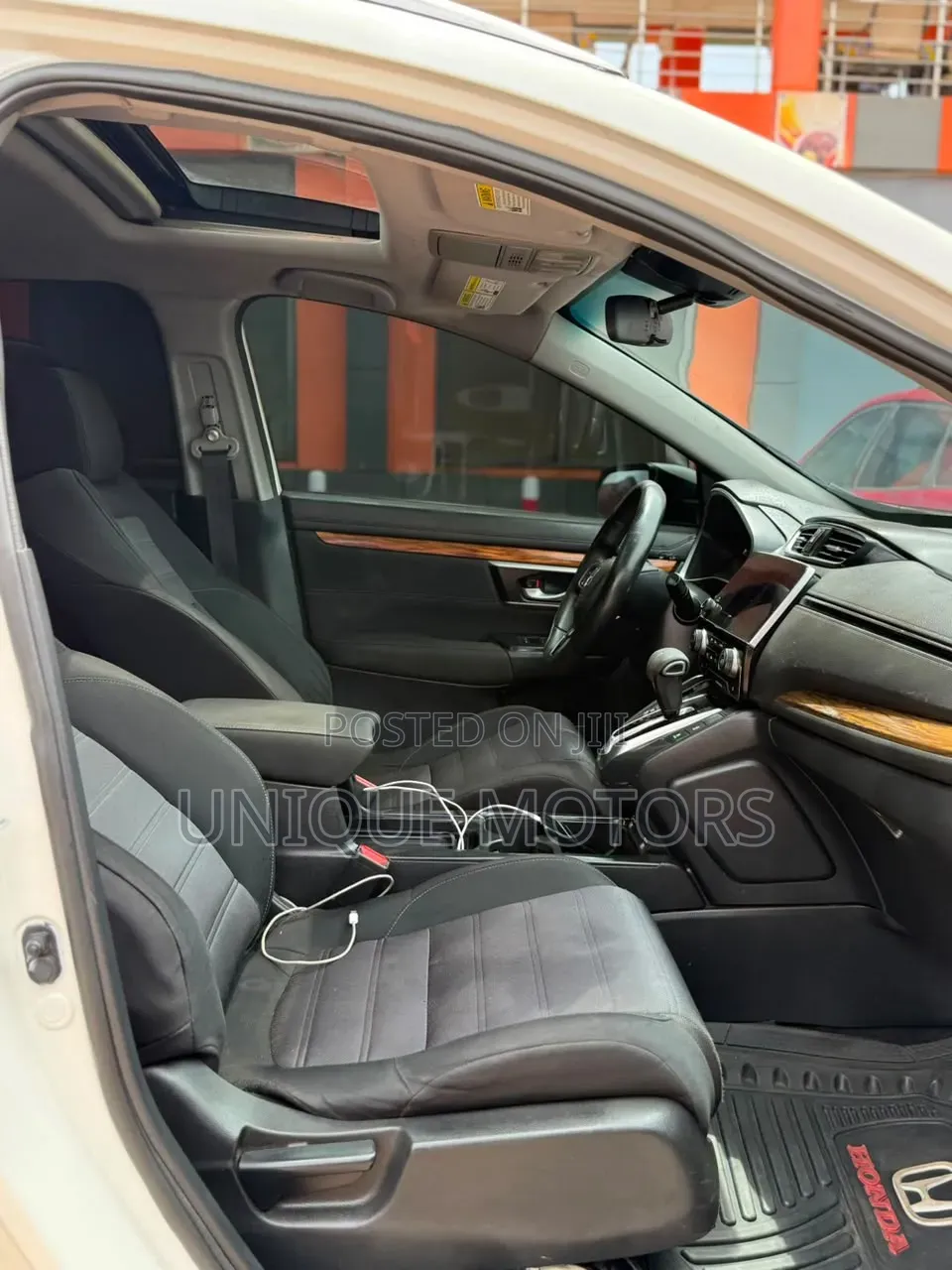 Honda CR-V 2022 White