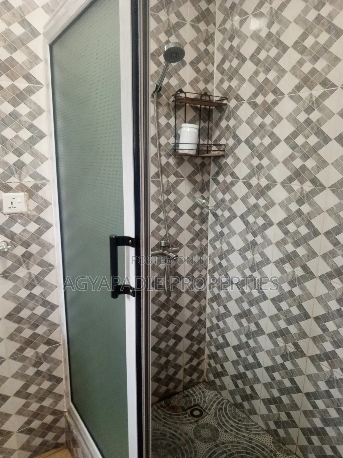 1bdrm Apartment in Agyapadie Properties, Ofankor for rent