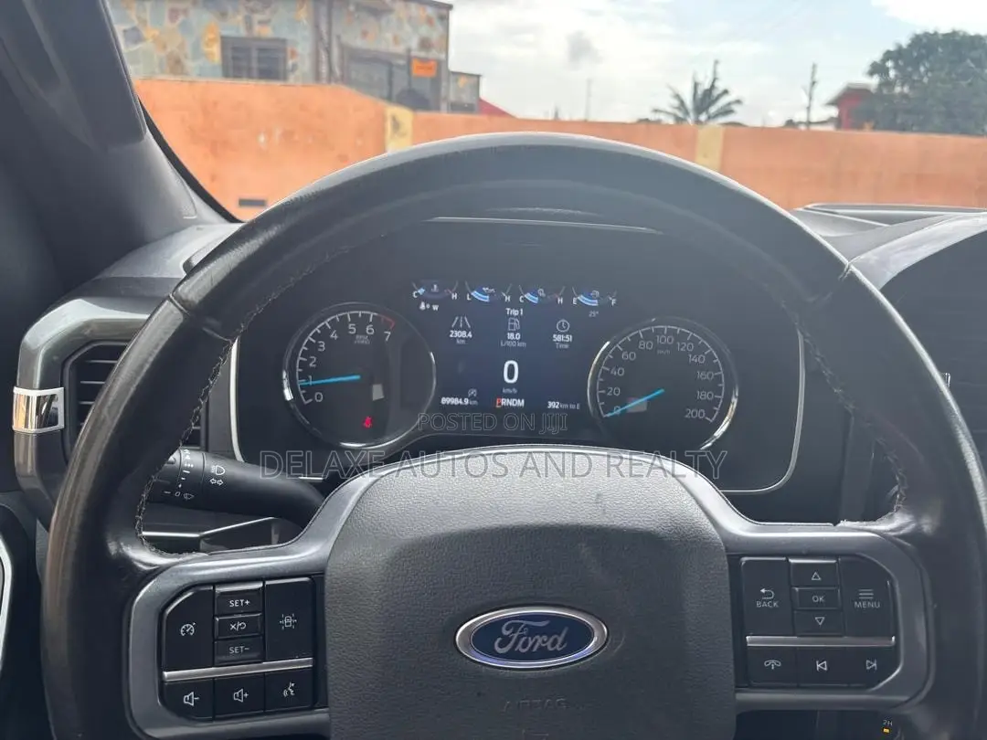 Ford F-150 LARIAT 2023 Black