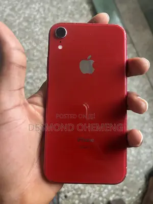 Apple iPhone XR 64 GB Red