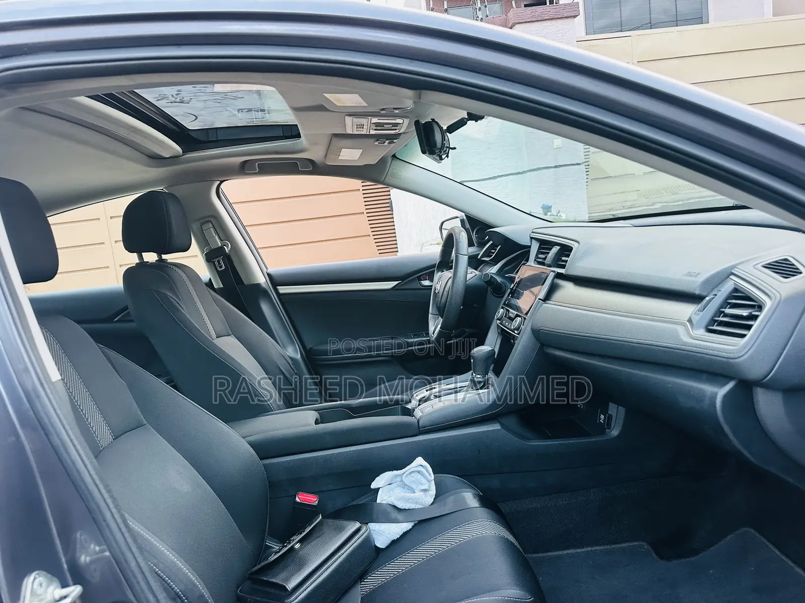 Honda Civic EX-L 4dr Sedan (1.5L 4cyl) 2016 Gray
