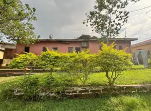 6bdrm House in Akuapem Mampong, Aburi for sale