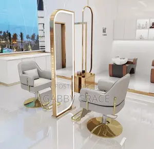 Salon Mirror