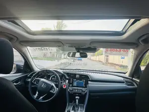 Honda Civic EX-L Sedan 2020 Gray