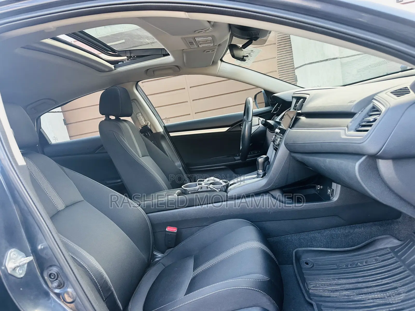 Honda Civic EX-L Sedan 2020 Gray