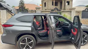 Toyota Highlander XSE AWD 2023 Silver