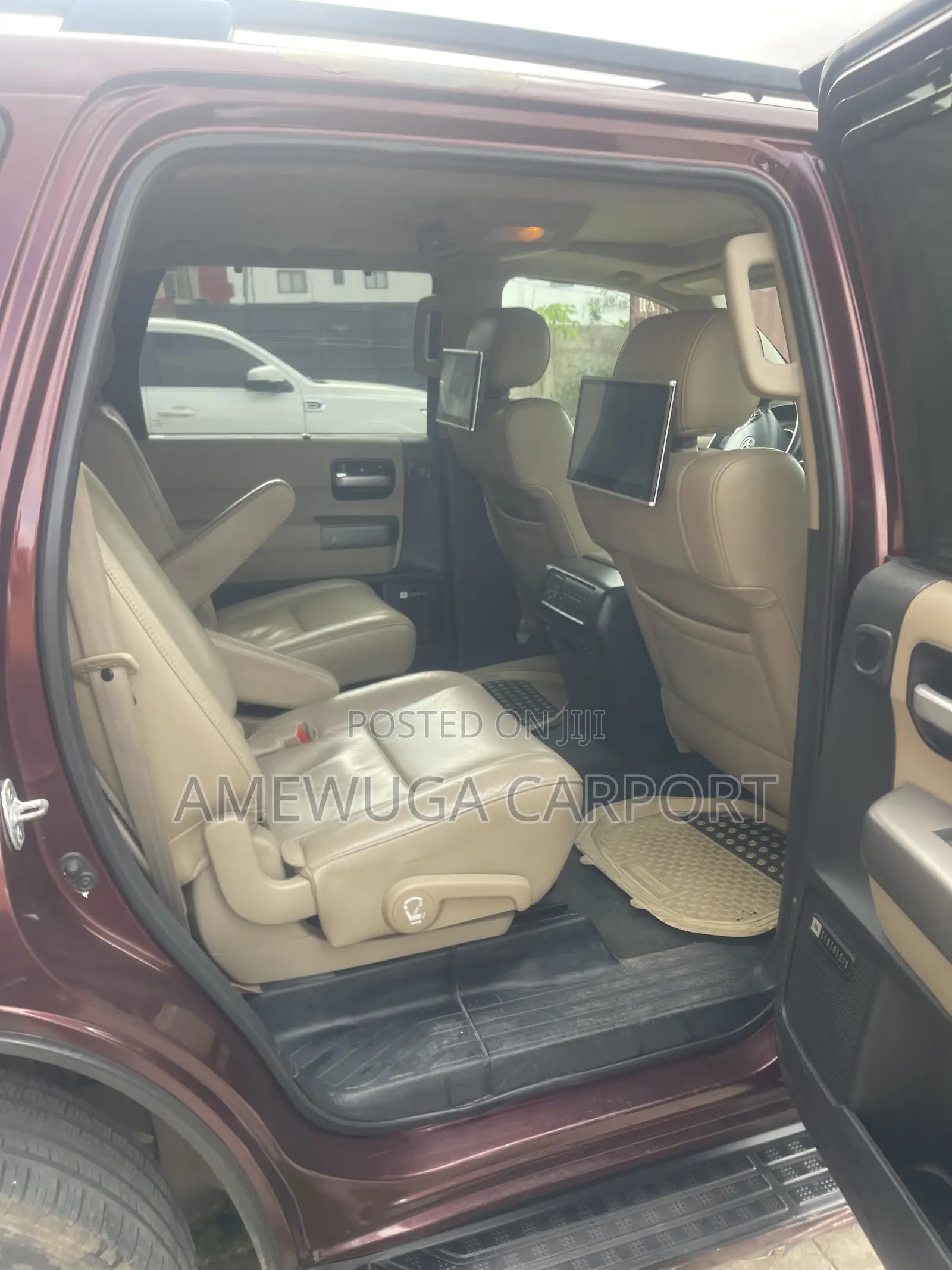 Toyota Sequoia Limited 4dr SUV (5.7L 8cyl 6A) 2013 Red