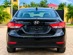 Hyundai Elantra SE Sedan FWD (1.8L 4cyl 6M) 2016 Black