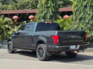 Ford F-150 Lariat 4x4 SuperCab Styleside 6.5 ft. box 145 in. WB 2018