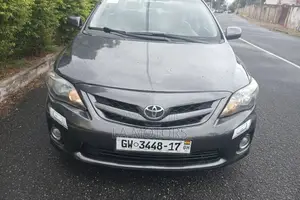 Toyota Corolla 2013 Gray