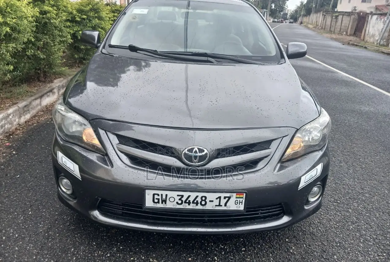 Toyota Corolla 2013 Gray