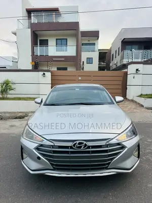 Hyundai Elantra ECO 2019 Silver