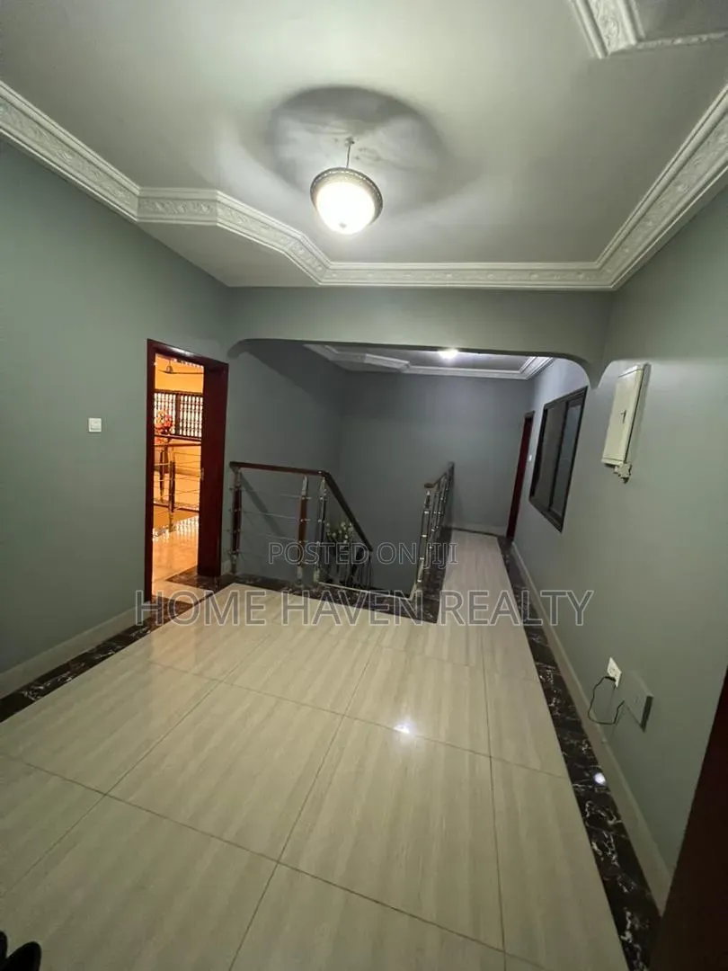 5bdrm House in Weija Scc Dvla for sale