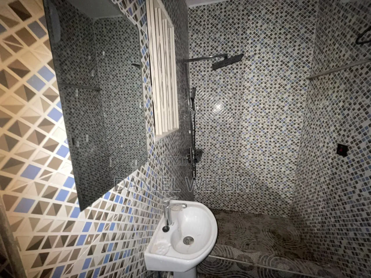 1bdrm Apartment in Deeper Life, Market for rent