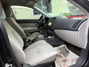 Mitsubishi Outlander 2017 Black