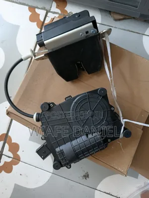 Hyundai Santafe 2019 Boot Locker Electronics
