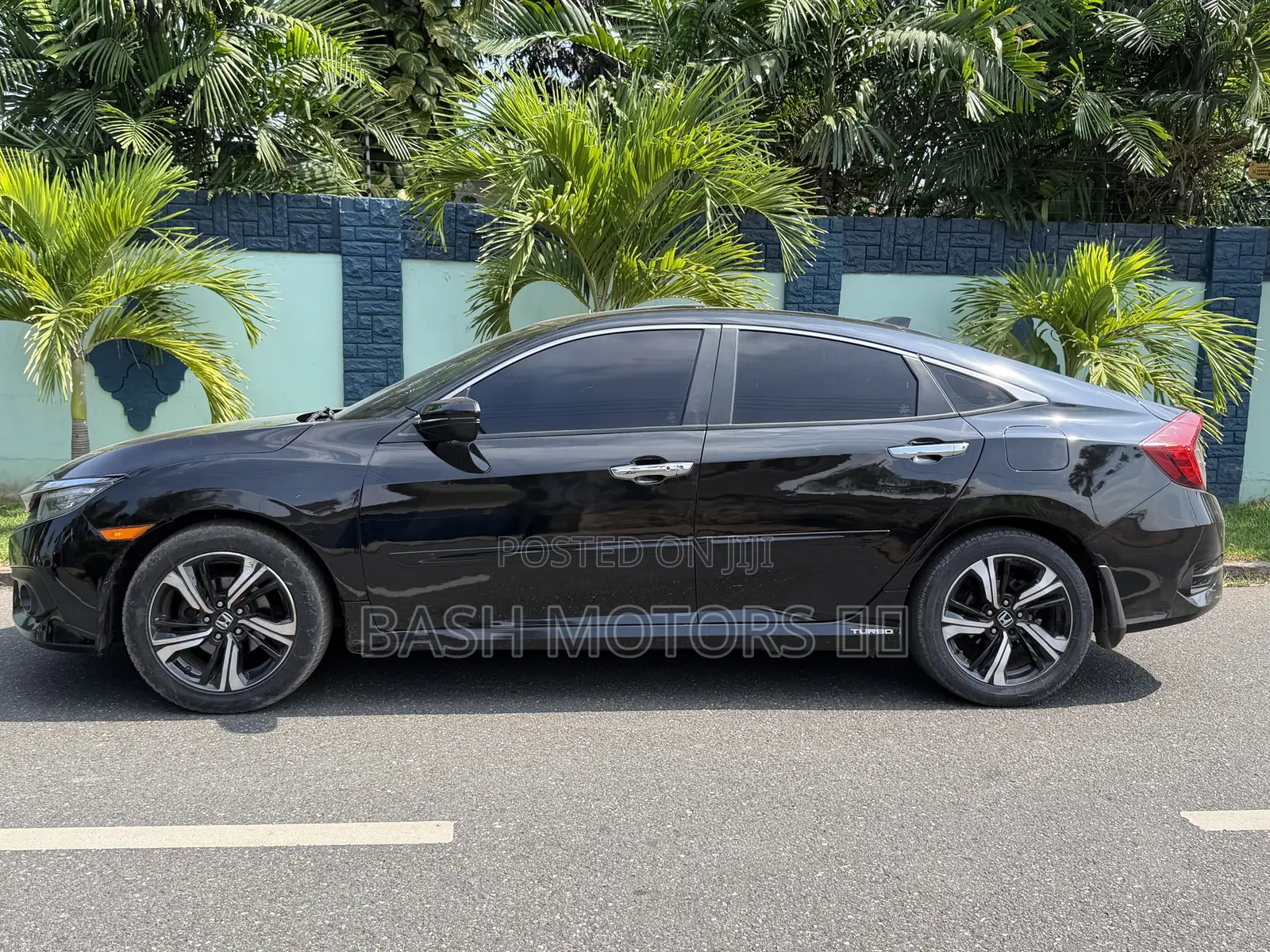 Honda Civic Touring 4dr Sedan (1.5L 4cyl) 2017 Black